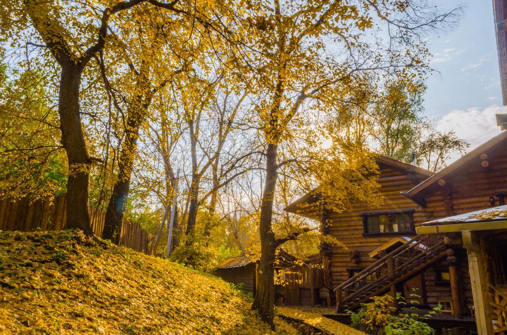 Etnokompleks Bobrovaja Dolina Hotel Ijevsk Exterior foto